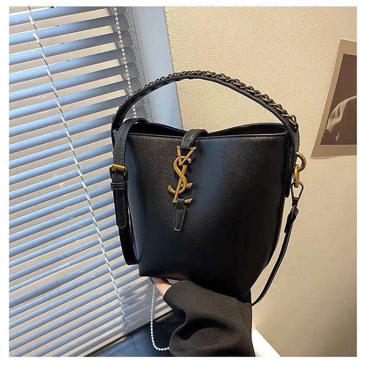 کیف وارداتی دوشی و دستی زنانه مدل ایو سن لورن YSL طرح باکت (مشکی 958)