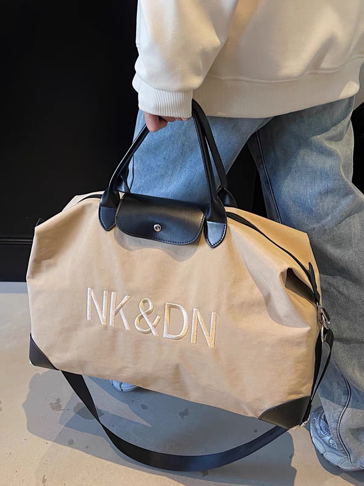 ساک وارداتی مسافرتی و ورزشی مدل NK&DN پارچه برزنتی ضدآب (کرمی A34)