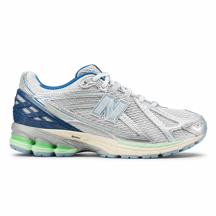 کفش کتانی وارداتی نیو بالانس New Balance 1906R (سفید نقره ای آبی)
