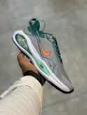 کفش کتانی وارداتی اسپرت مردانه نایک مدل ایر فلو Nike Air Flow (طوسی سبز)