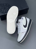 کفش کتانی وارداتی نایک ایر جردن 1 لو Nike Air Jordan 1 Low (سفید مشکی)