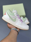 کفش کتانی وارداتی نایک ایر جردن 1 لو Nike Air Jordan 1 Low (سفید سبز)