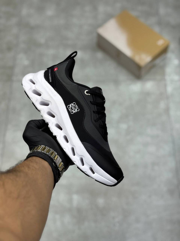 کفش کتانی وارداتی آن رانینگ لووه کلودتیلت On Running x Loewe Cloudtilt (مشکی)