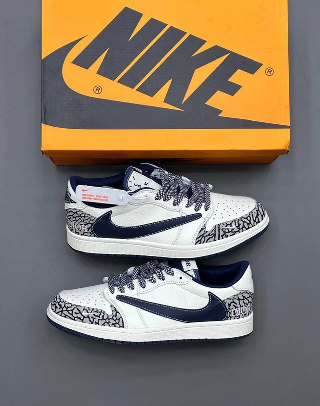 کفش کتانی وارداتی نایک ایر جردن 1 لو تراویس اسکات دیور سرمهای Nike Air Jordan 1 Low
