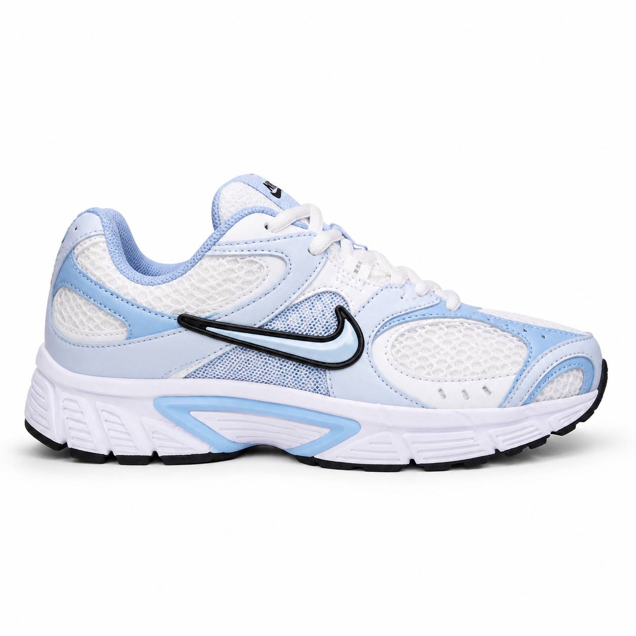 کفش وارداتی مخصوص پیادهروی و رانینگ نایکی Nike مدل P-6000 (سفید و آبی آسمانی روشن )