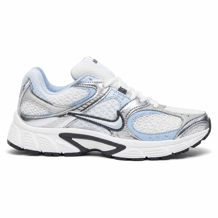کفش وارداتی مخصوص پیادهروی و رانینگ نایکی Nike مدل P-6000 (آبی آسمانی و نقرهای متالیک)
