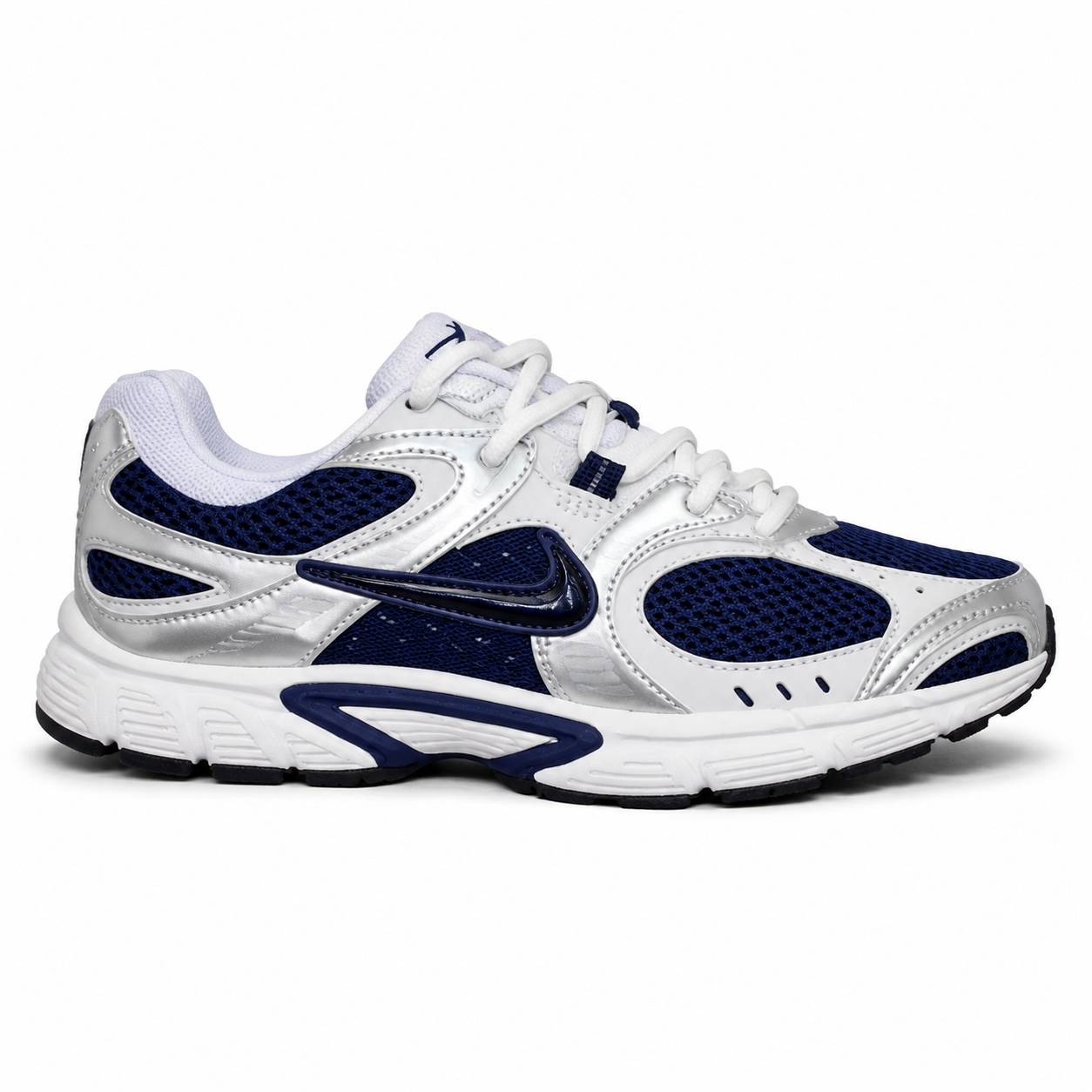 کفش وارداتی مخصوص پیاده‌روی و رانینگ نایکی Nike مدل P-6000 ( سفید و سرمه‌ای)