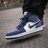کفش وارداتی نایک ایر جردن 1 ( Nike Air Jordan1 ) سفید سرمه ای
