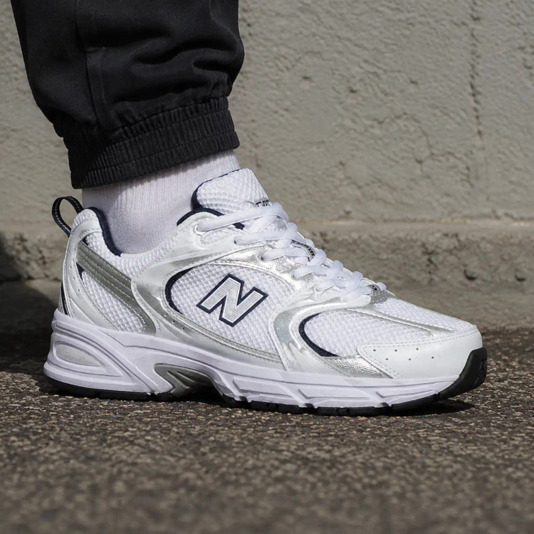 کفش وارداتی نیوبالانس 530 ( New Balance 530 ) سفید نقره ای