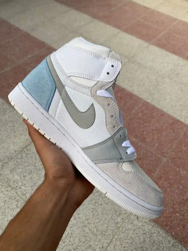 کفش وارداتی نایک ایر جردن 1( Nike Air Jordan1 ) سفید طوسی آبی